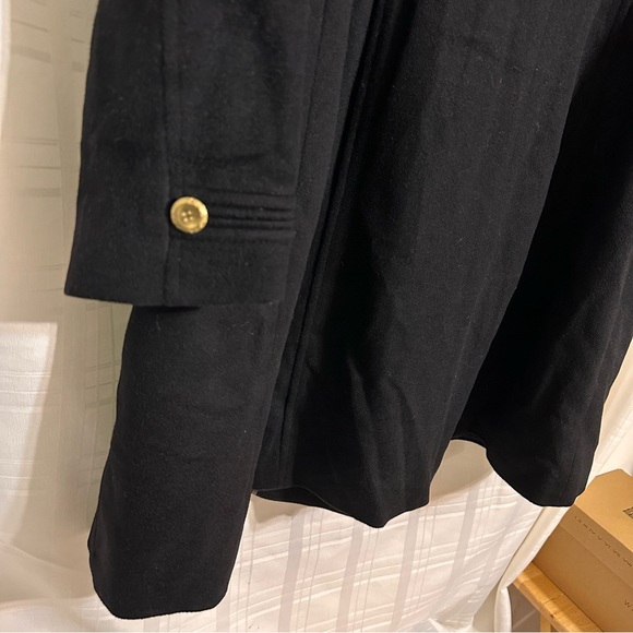 Zara Woman Coat - Picture 4 of 9